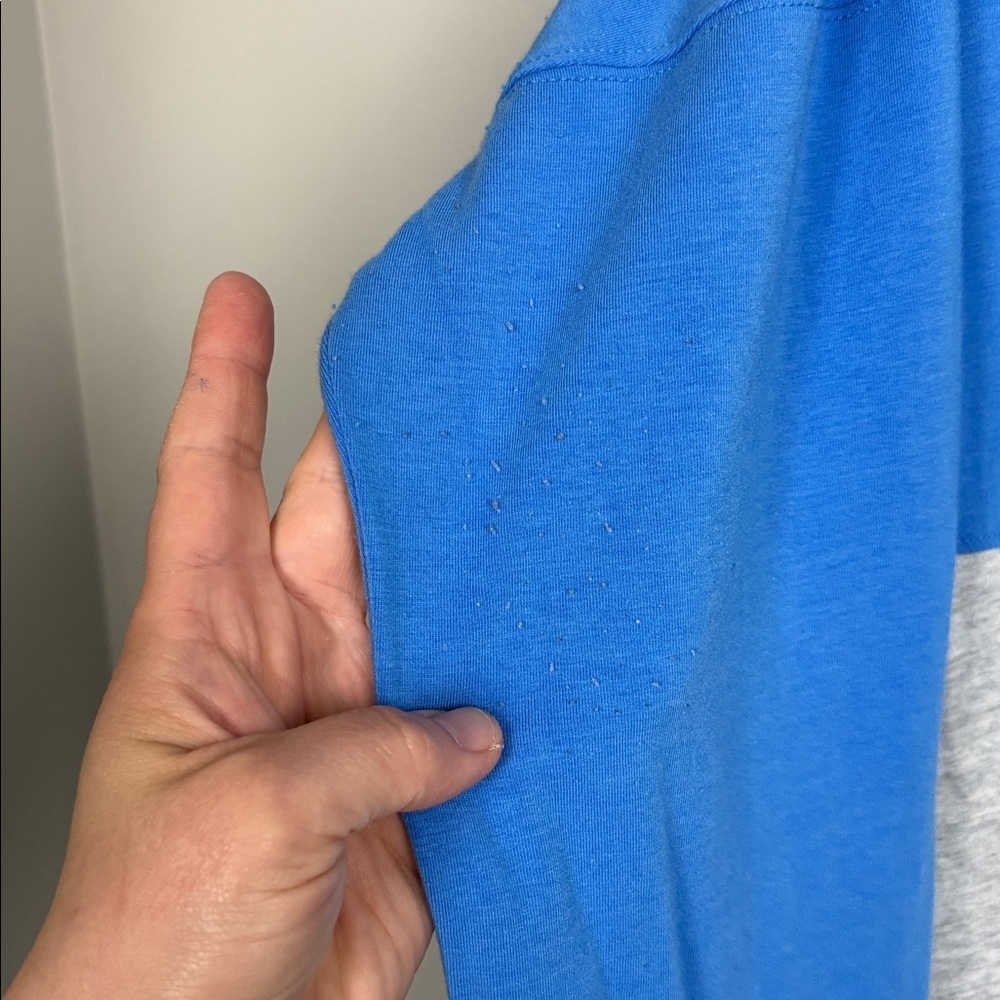 Lilly Pulitzer “XX Lilly” Blue Grey Long Sleeve Top - XL - Picture 10 of 12